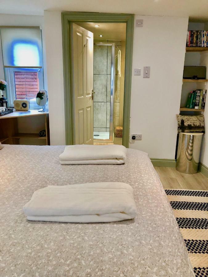 Kwetu Cabin Bordon Екстериор снимка